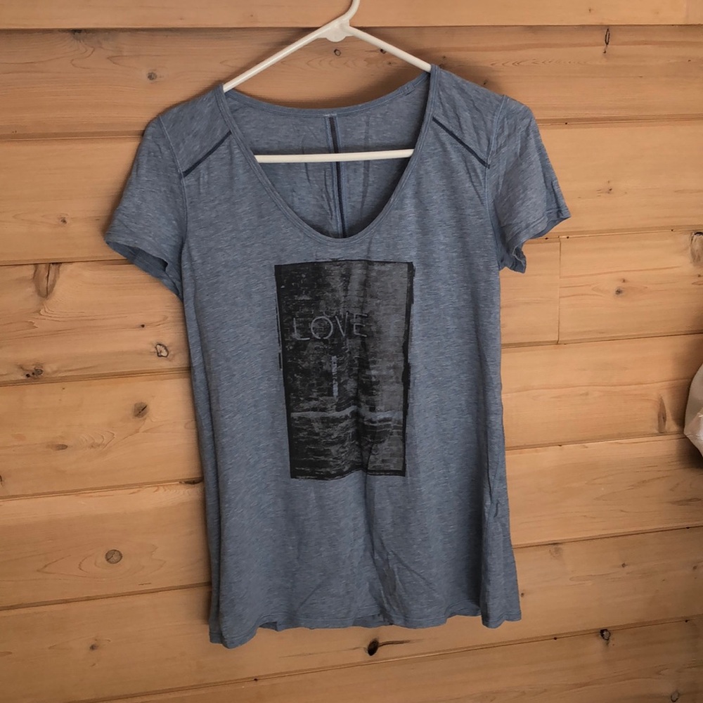 Lululemon Tee